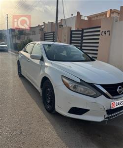 نيسان ألتيما